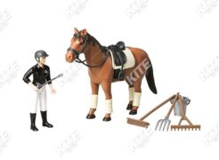 Equestrian set