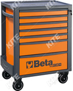 Szerszámkocsi szerszámokkal